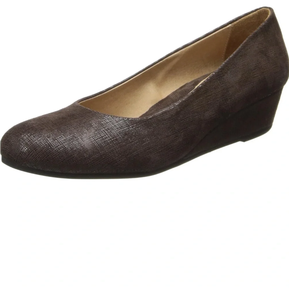 NIB FSNY Brown Suede Gumdrop wedge shoe size 8.5